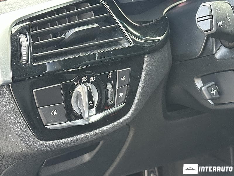2021 BMW 530e — Miniatură 19