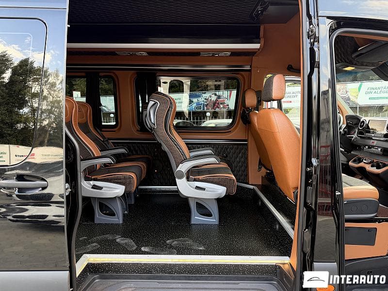 Mercedes Sprinter 2023 — Миниатюра 15