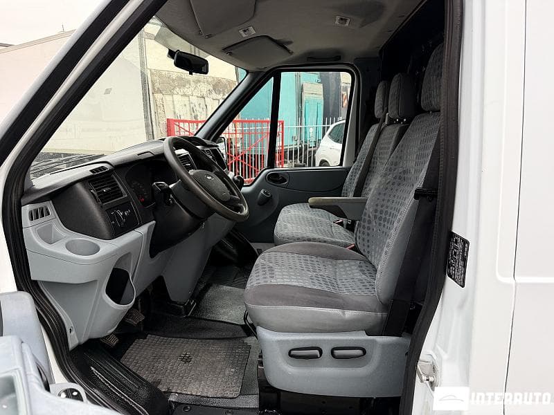 2011 Ford Transit — Miniatură 5
