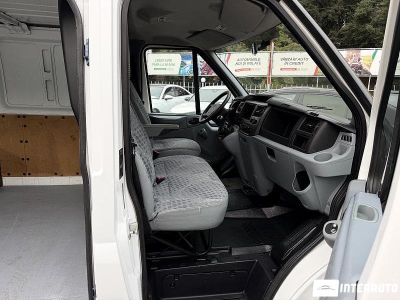 2011 Ford Transit — Miniatură 6