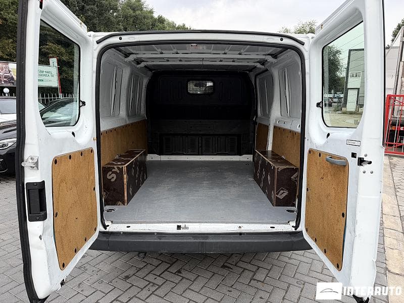 2011 Ford Transit — Miniatură 12