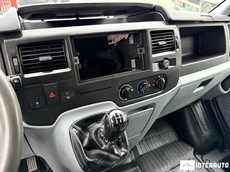 2011 Ford Transit — Miniatură 9