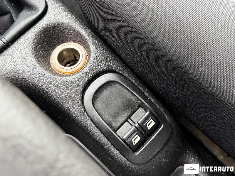 2004 Peugeot 206 — Miniatură 12