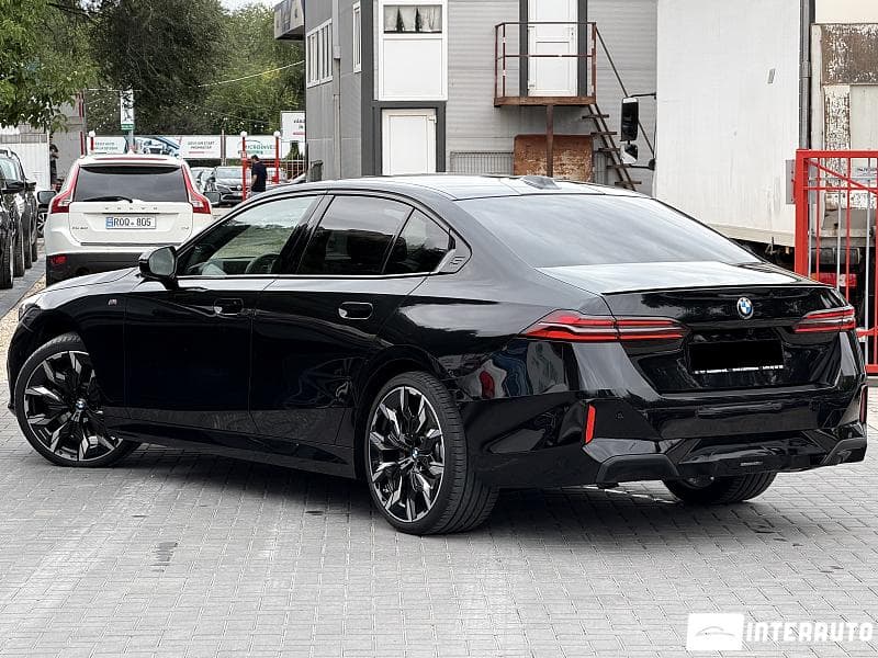 2025 BMW 540 — Miniatură 2