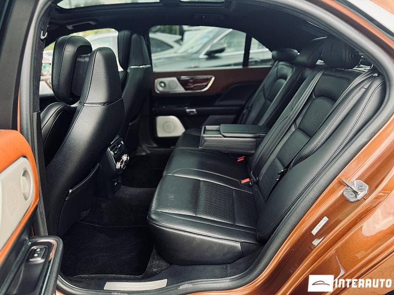 2018 Lincoln Continental — Miniatură 12