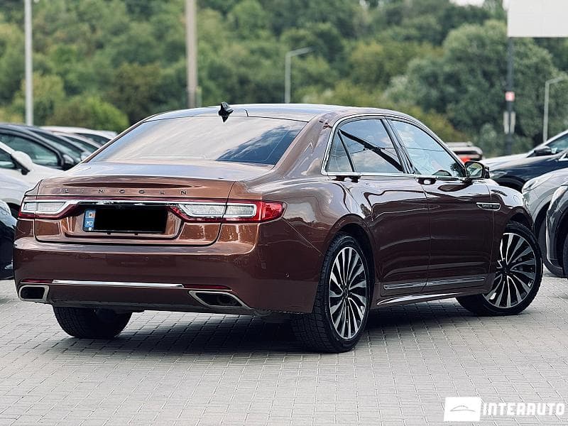 2018 Lincoln Continental — Miniatură 3