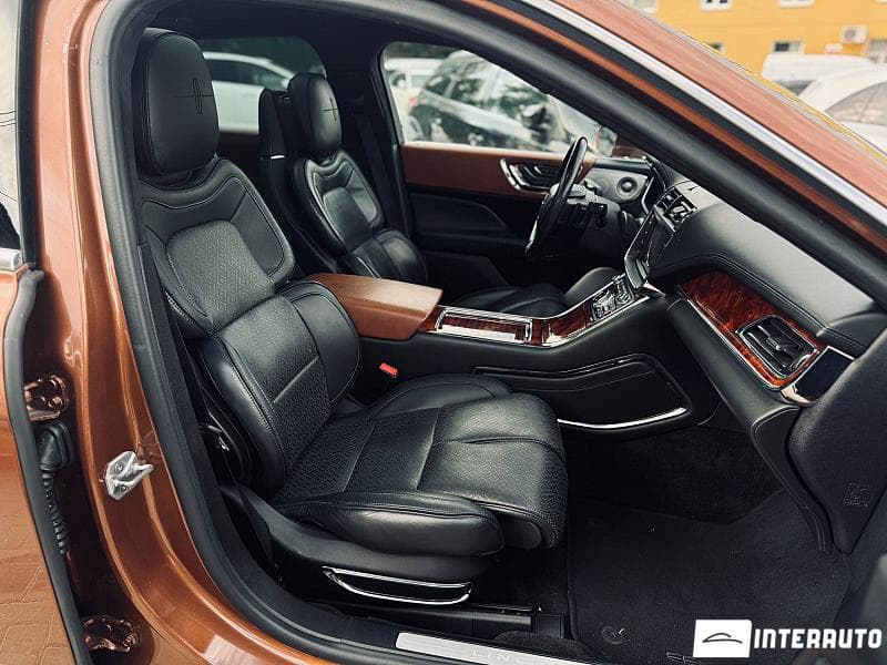 2018 Lincoln Continental — Miniatură 16
