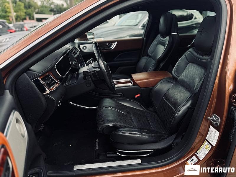 2018 Lincoln Continental — Miniatură 5