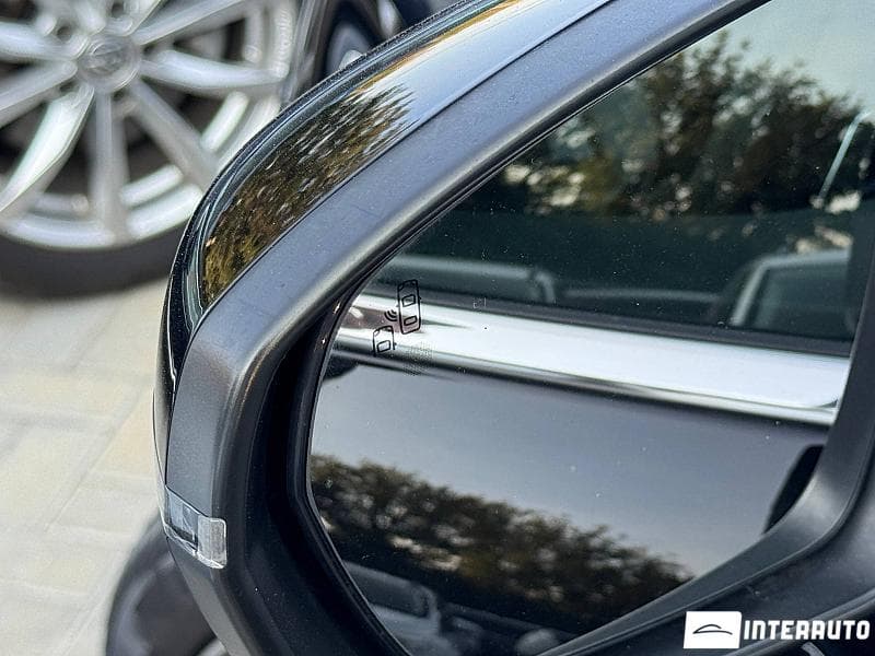 2020 Peugeot 3008 — Miniatură 17