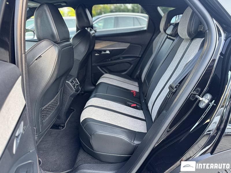 2020 Peugeot 3008 — Miniatură 13