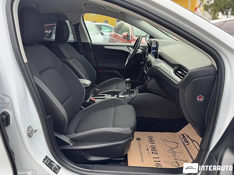 2018 Ford Focus — Miniatură 15