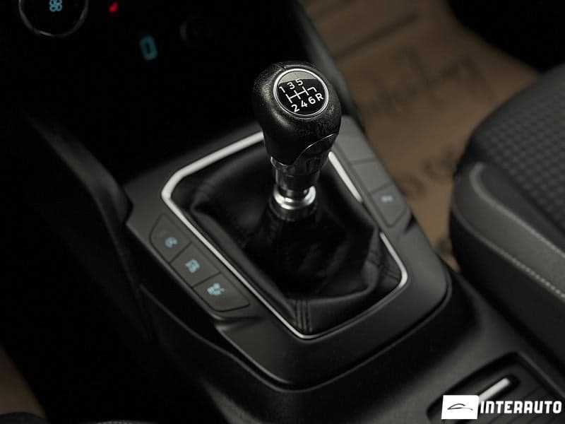 2018 Ford Focus — Miniatură 12