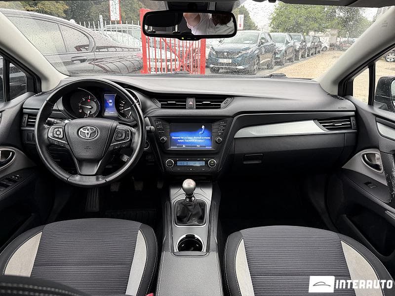 Toyota Avensis 2017 — Миниатюра 8