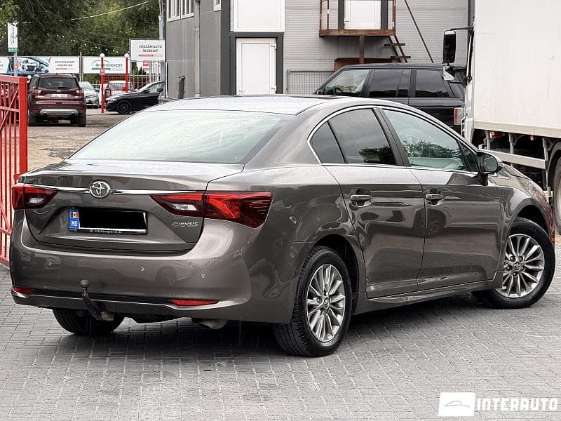 Toyota Avensis 2017 — Миниатюра 3
