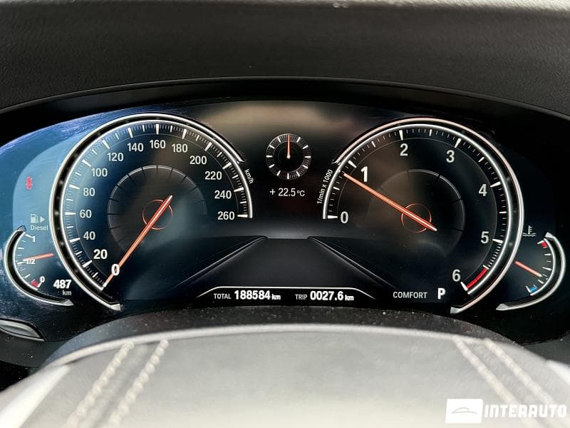 BMW 520 2017 — Миниатюра 11