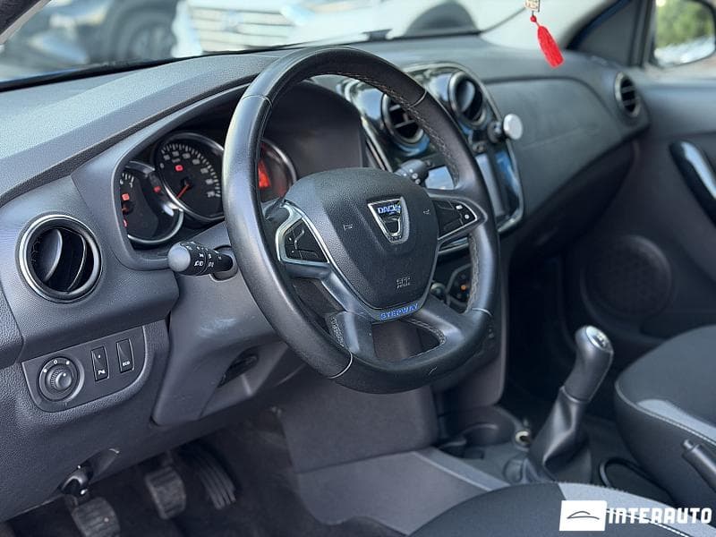 2018 Dacia Sandero Stepway — Miniatură 7