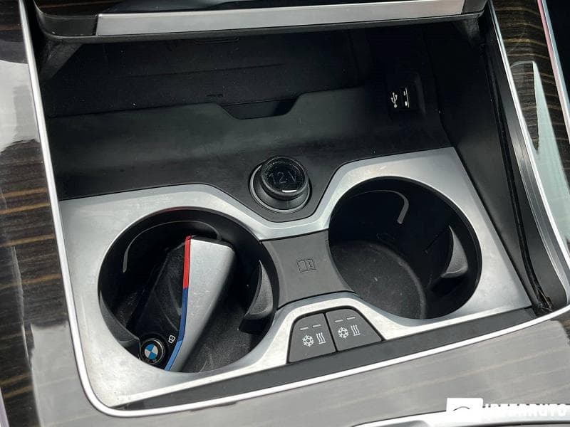 BMW X5 4.0D 2024 — Миниатюра 16