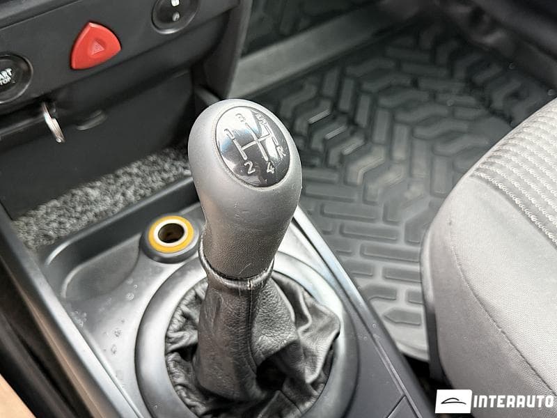 2004 Renault Megane — Miniatură 9