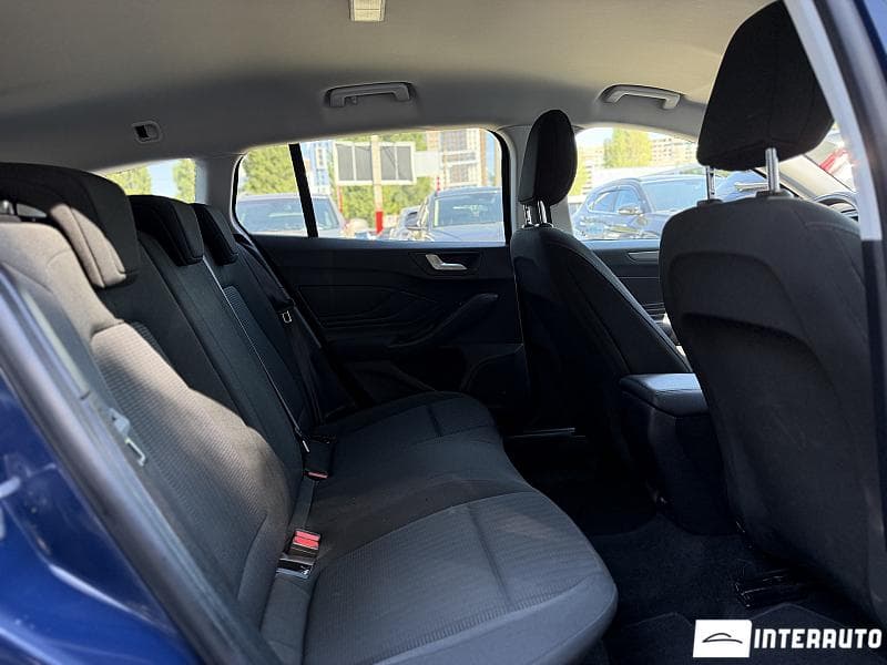 2018 Ford Focus — Miniatură 17