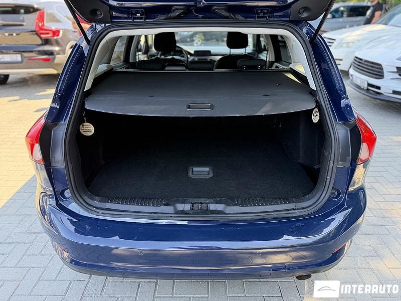 2018 Ford Focus — Miniatură 18