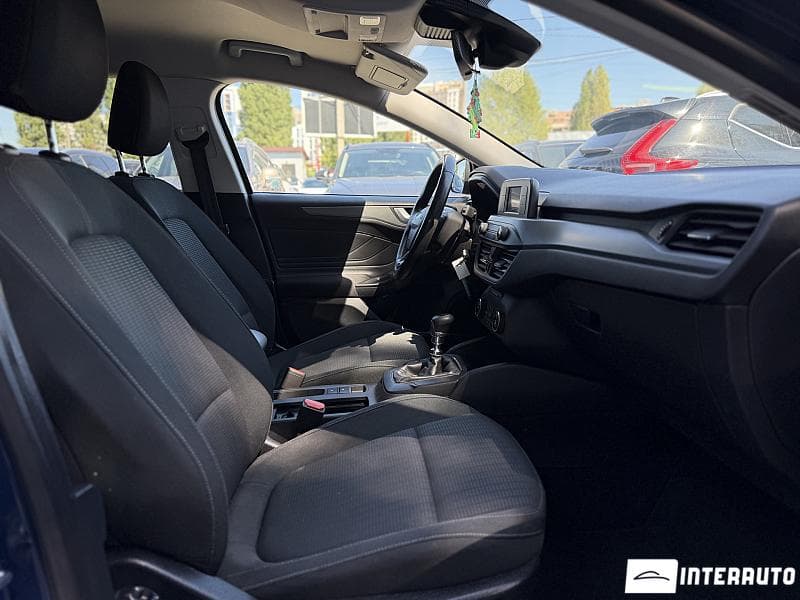 2018 Ford Focus — Miniatură 15