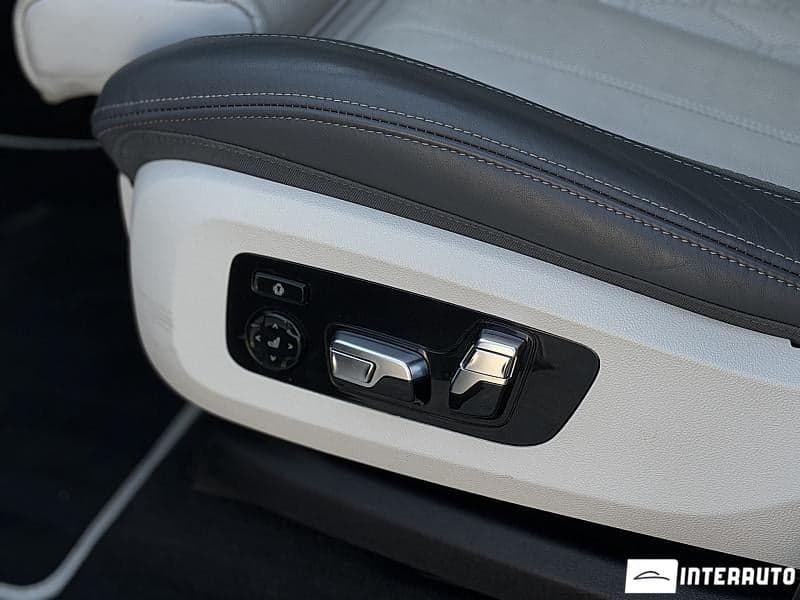 2023 BMW X7 4.0i — Miniatură 10