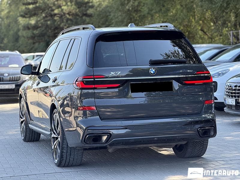 2023 BMW X7 4.0i — Miniatură 4