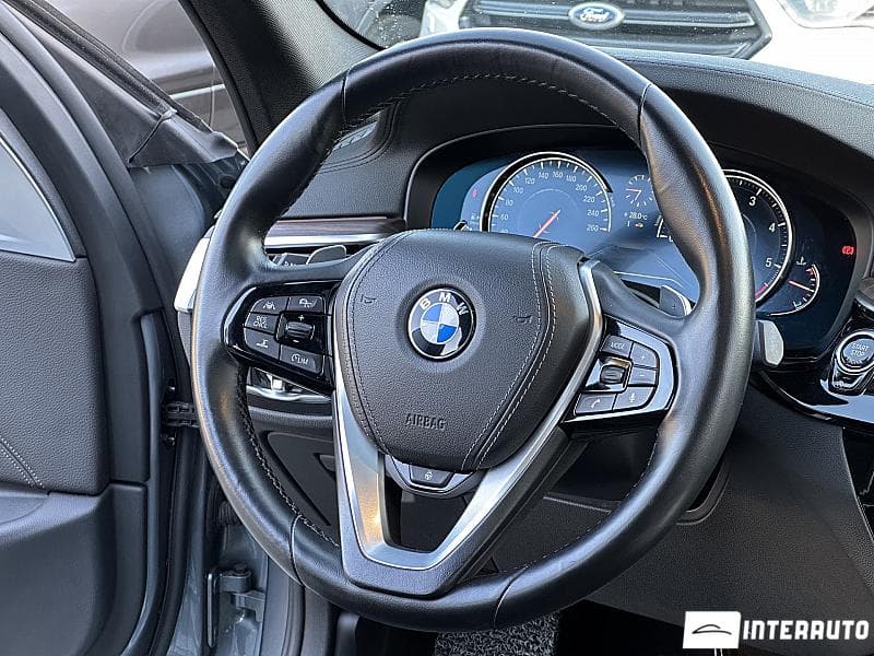 BMW 520 2017 — Миниатюра 7