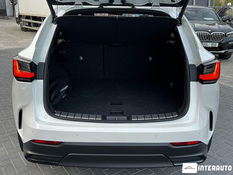 2025 Lexus NX 200 — Miniatură 14