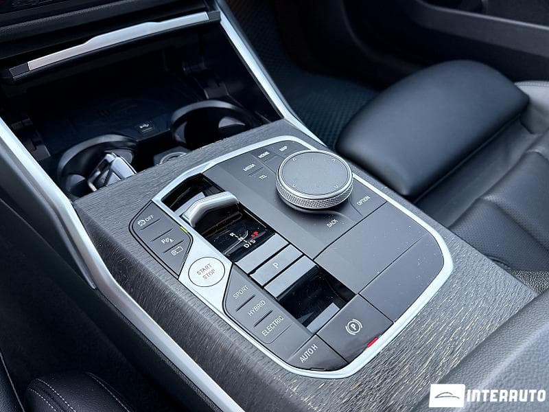 BMW 330E 2022 — Миниатюра 11