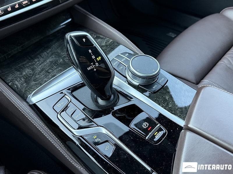2021 BMW 520 — Miniatură 12
