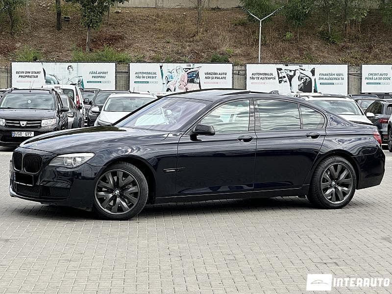 2009 BMW 730 — Miniatură 2