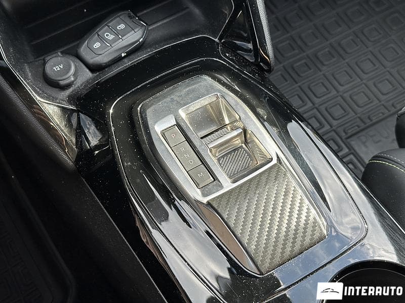 2023 Peugeot 2008 — Miniatură 11