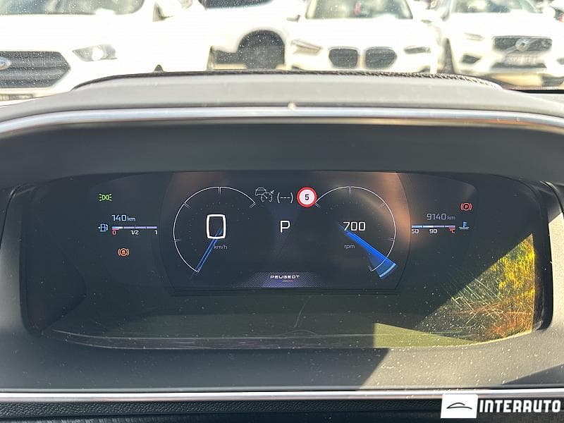 2023 Peugeot 2008 — Miniatură 8