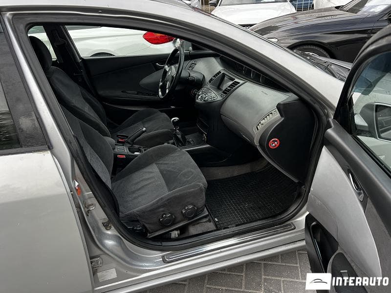 2003 Nissan Primera — Miniatură 7