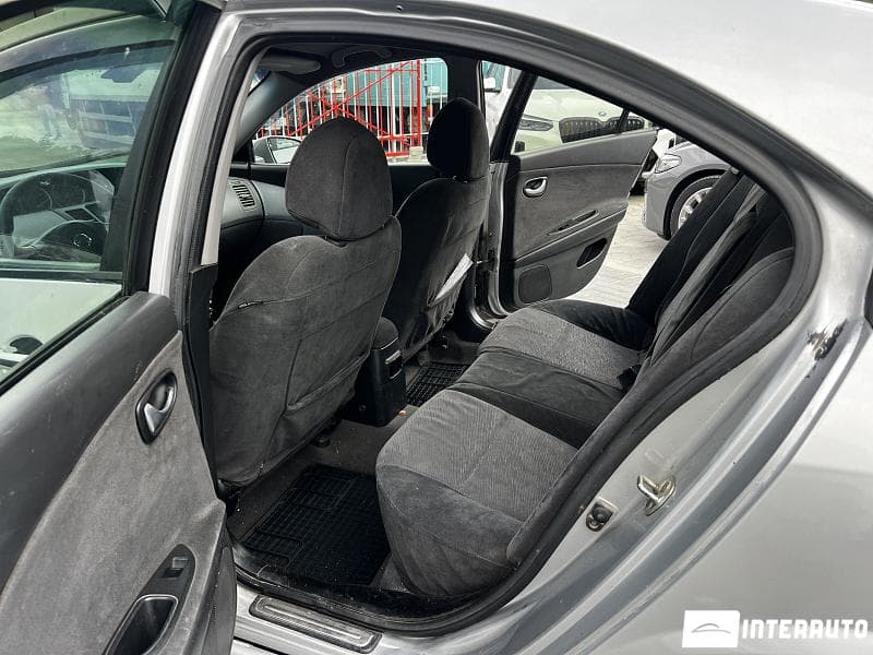 2003 Nissan Primera — Miniatură 8