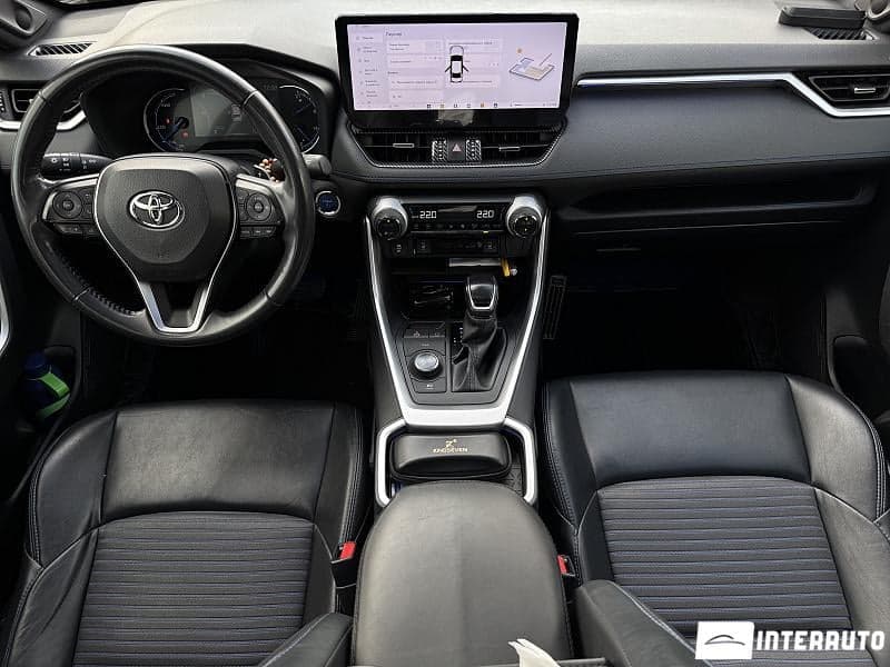 Toyota Rav-4 2021 — Миниатюра 8