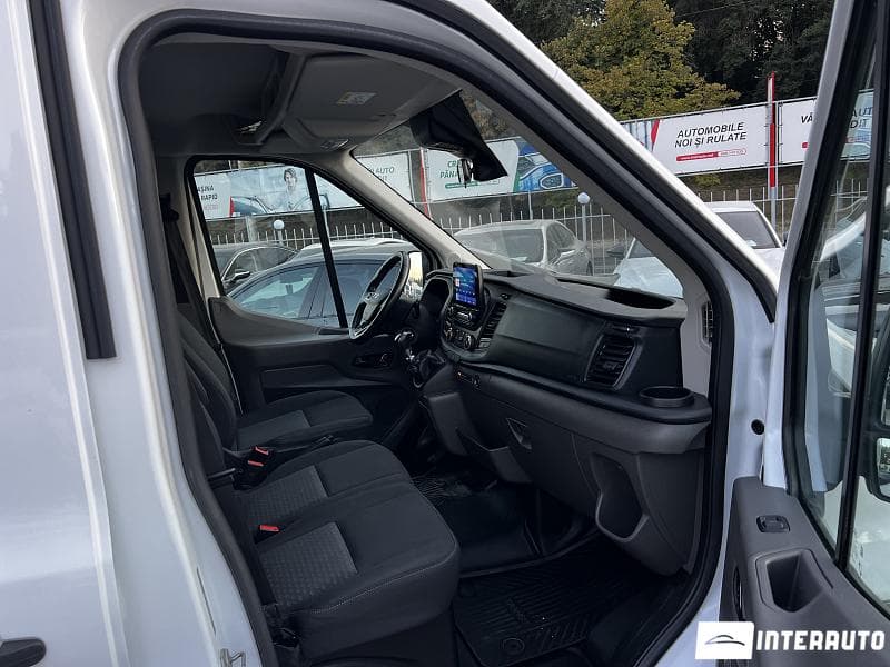 2021 Ford Transit — Miniatură 5