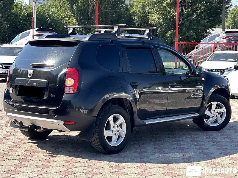 2010 Dacia Duster — Miniatură 2