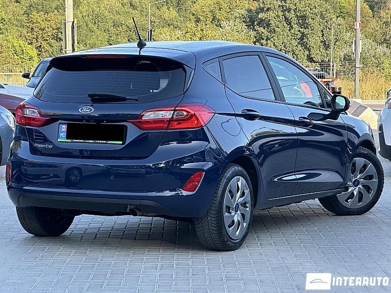 2018 Ford Fiesta — Miniatură 3