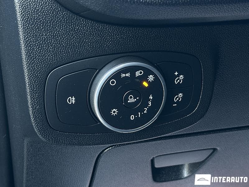 2018 Ford Fiesta — Miniatură 18