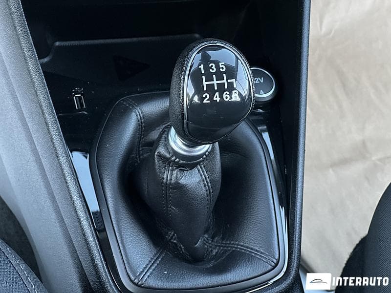 2018 Ford Fiesta — Miniatură 12