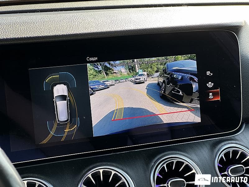 2022 Mercedes E 300de — Miniatură 10
