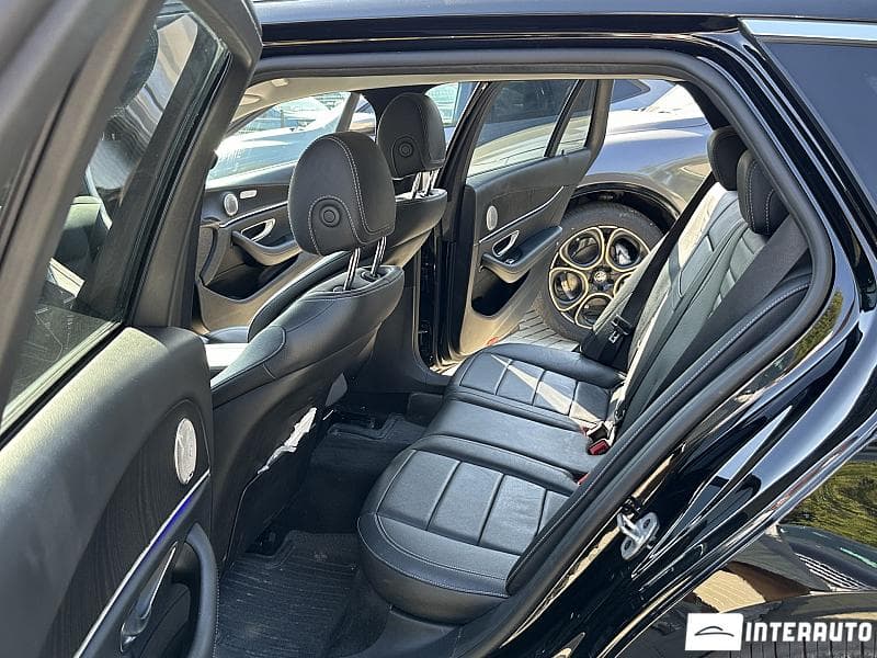 2022 Mercedes E 300de — Miniatură 13