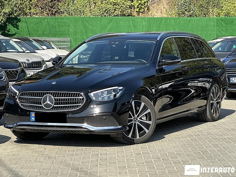 2022 Mercedes E 300de — Miniatură 2