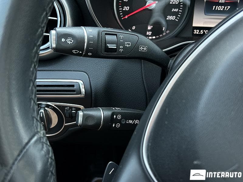 2017 Mercedes C 200 — Miniatură 9