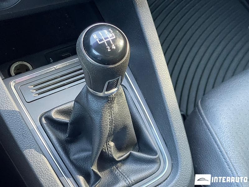 Volkswagen Jetta 2016 — Миниатюра 12