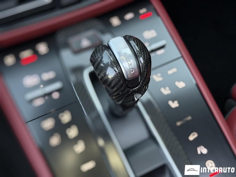 2022 Porsche Macan — Miniatură 15