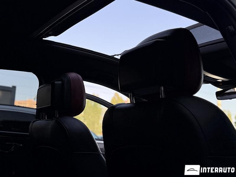 2022 Porsche Macan — Miniatură 20