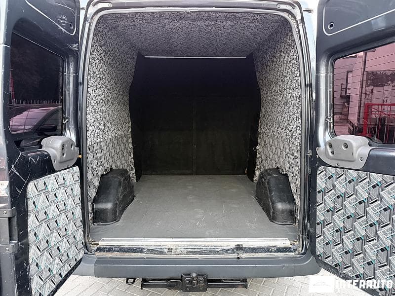 2010 Ford Transit — Miniatură 10